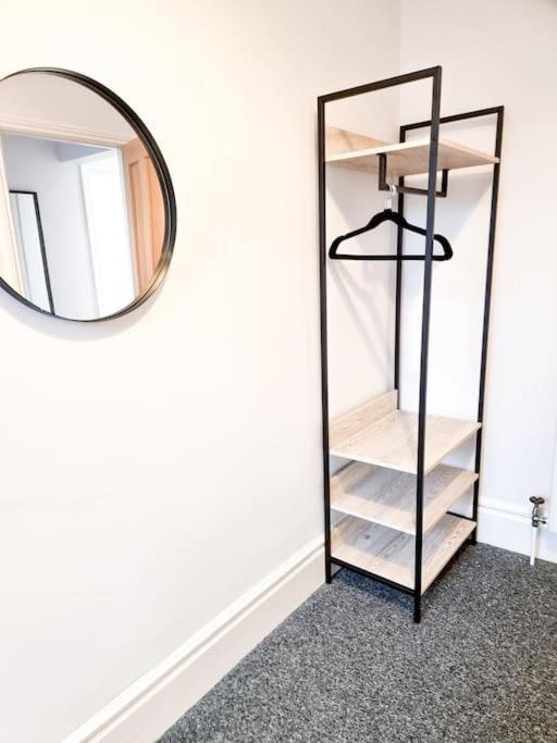 Stunning Flat Close To Beach Swansea Eksteriør bilde