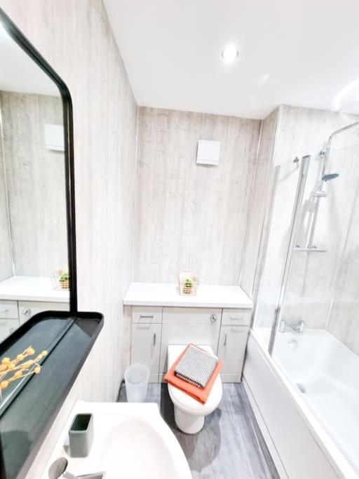 Stunning Flat Close To Beach Swansea Eksteriør bilde