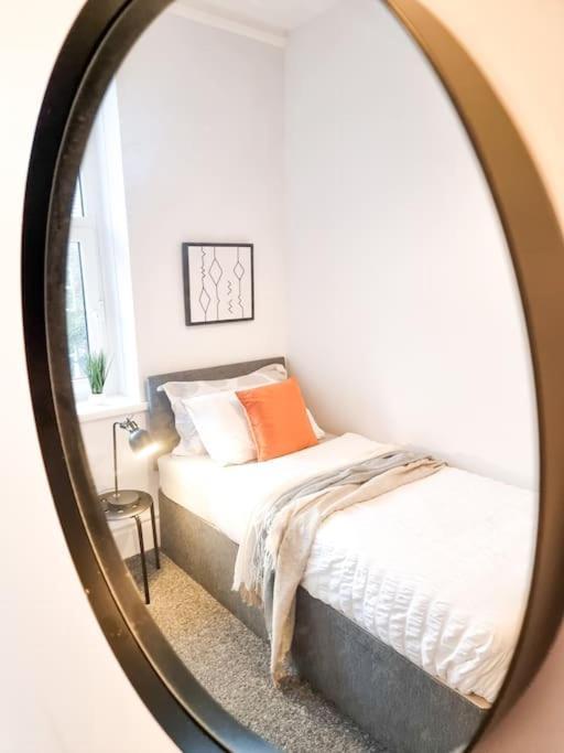 Stunning Flat Close To Beach Swansea Eksteriør bilde